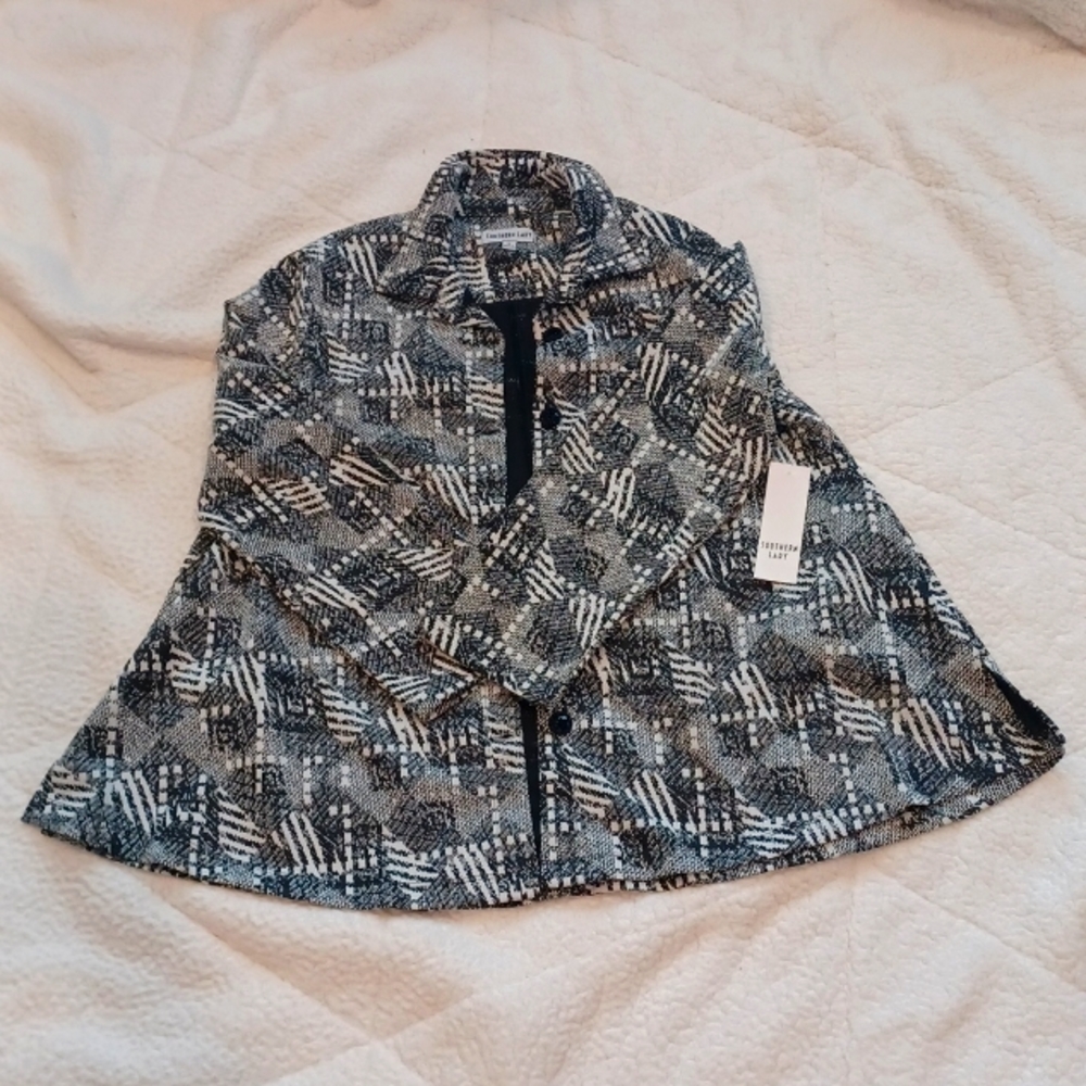 Women's Southern lady size large jacket black and white.